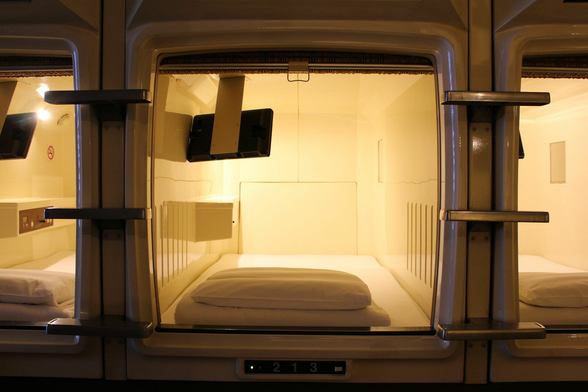 Sauna & Capsule Hotel Hokuo Tokió Kültér fotó